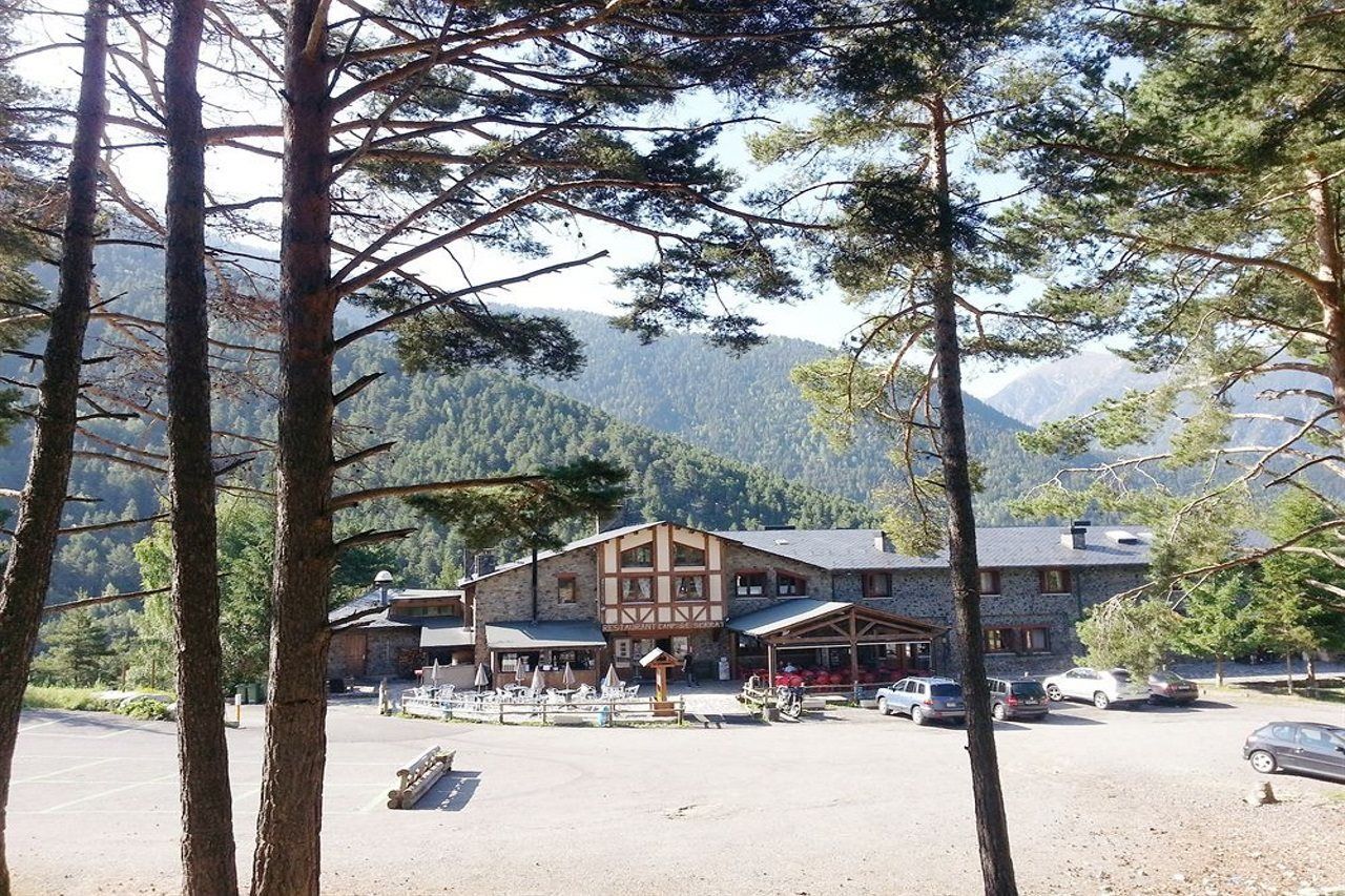 Hotel Camp Del Serrat Лес Эскальдес Экстерьер фото